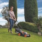 Worx WG779E.2 40V Cordless 34cm Lawn Mower with 2.0Ah Batteries and Charger - Image 11